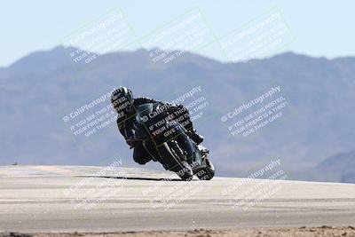 media/Oct-13-2025-Moto Forza (Mon) [[a66d839500]]/3-B Group/Session 4 (Turn 9)/